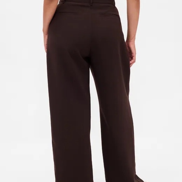 365 High Rise Pleated Trousers - Picture 3 of 10
